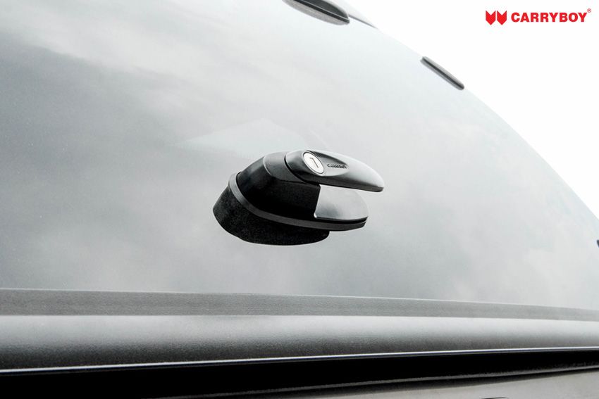 CARRYBOY GFK Hardtop SO56 Wagenfarbe Lackiert mit Schiebefenster und Klappfenster Kombination sicher abschliessbar CARRYBOY GFK Hardtop SO56 Wagenfarbe Lackiert mit Schiebefenster und Klappfenster Kombination sicher abschliessbar