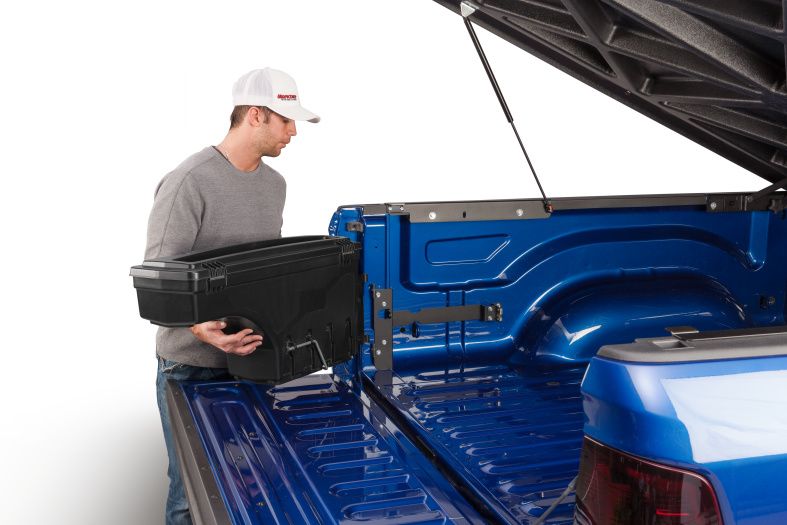 NOVISauto CARRYBOY Werkzeugbox Staubox Toolbox schwenkbar Pickup Ladefläche F150 2014+ und 2021+ herausnehmbar und mitnehmber