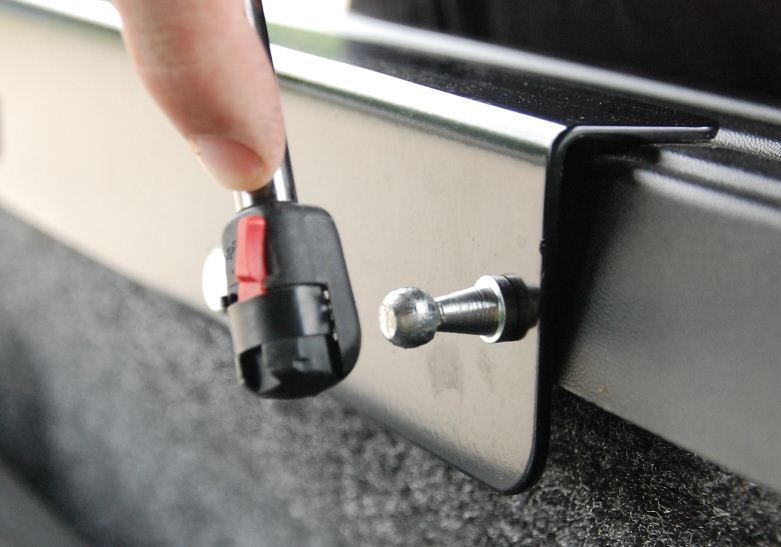 NOVISauto Laderaumabdeckung LUX - Fest zum Hochklappen - UCTT07-5,5