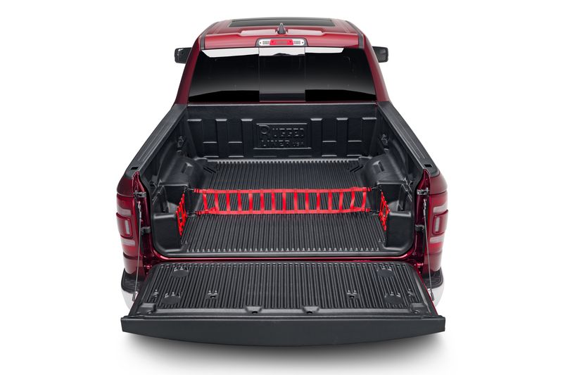 RAM1500 Laderaumwanne mit Gepäcknetz und Heckklappenschutz