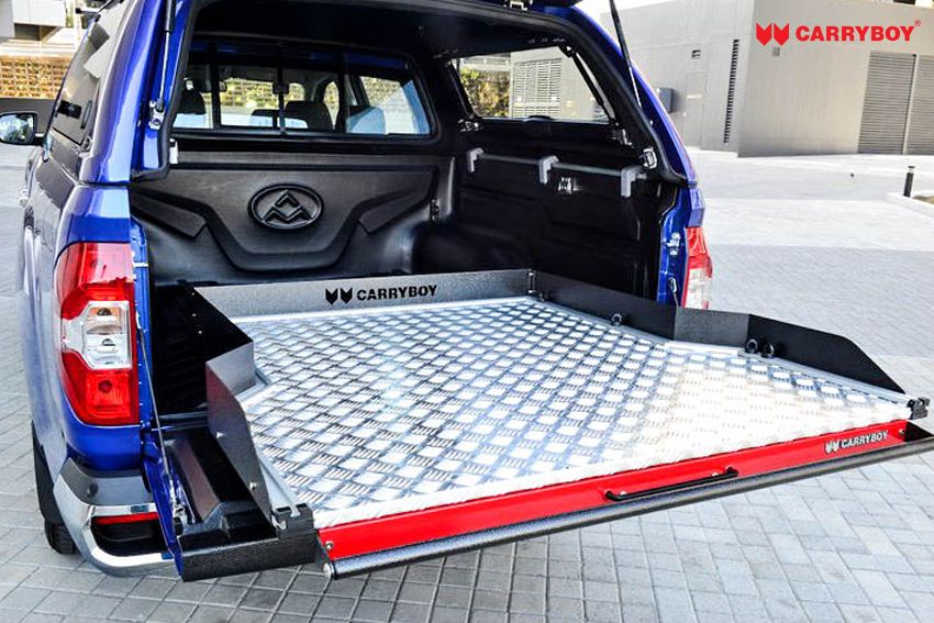 CARRYBOY Ladebodenauszug ausziehbarer Ladeboden 350kg Premium Aluminium Vollbett Schublade füllt Hammerschlag Griff