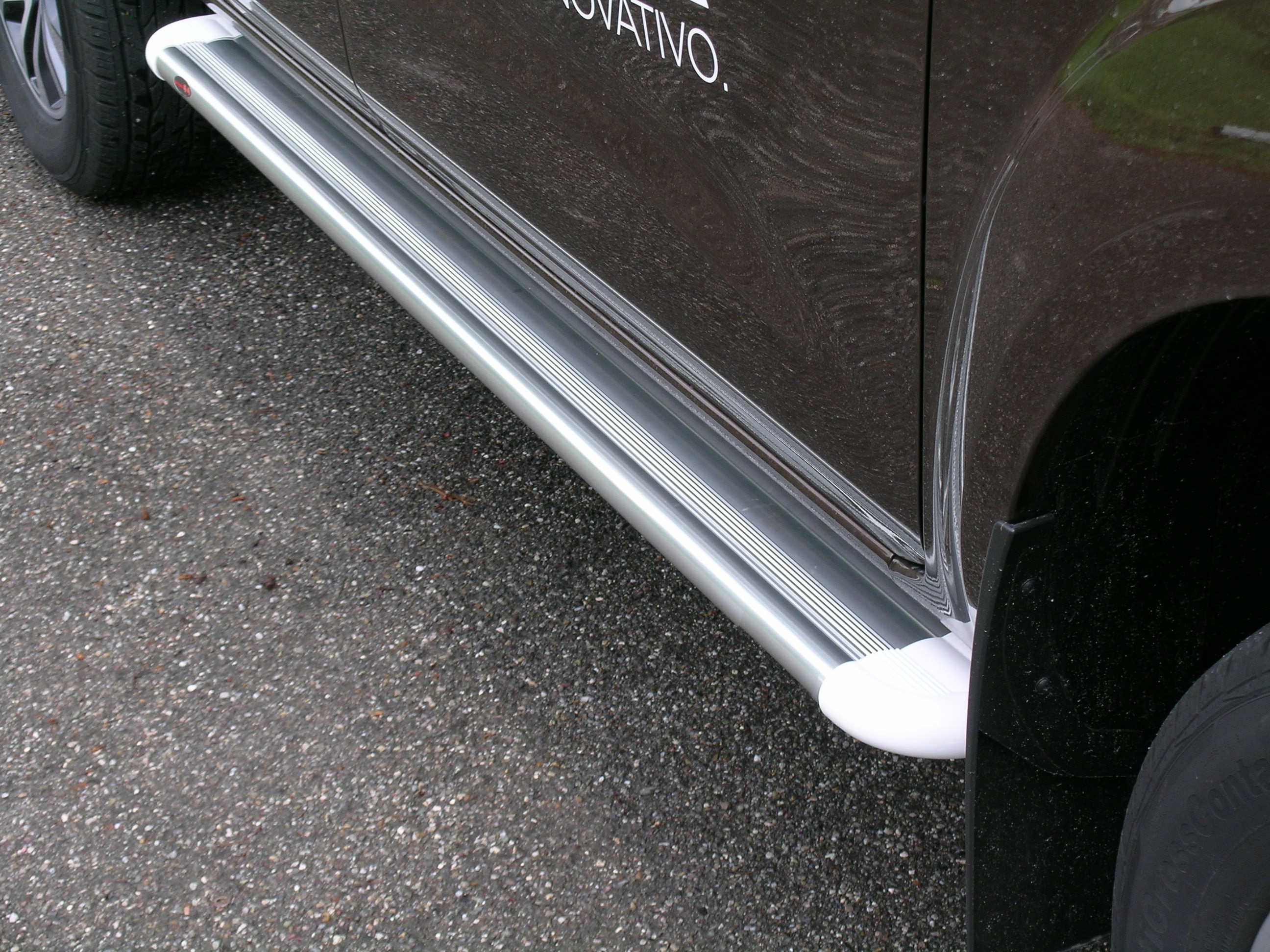 NOVISAuto Trittbretter Modell S50XW-TRC