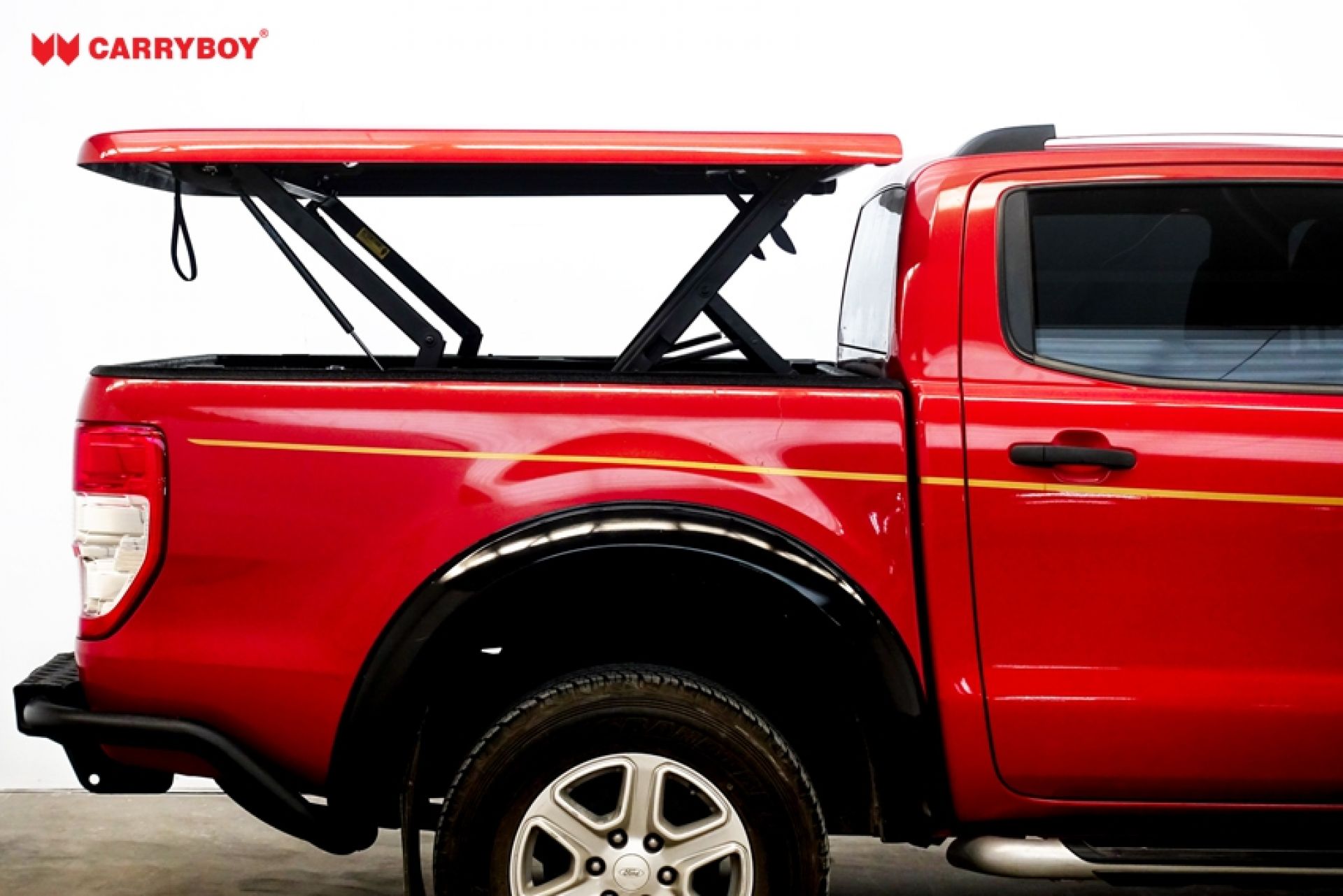 Ford Ranger Doppelkabine Laderaumabdeckung mit Bügel GRX | CARRYBOY